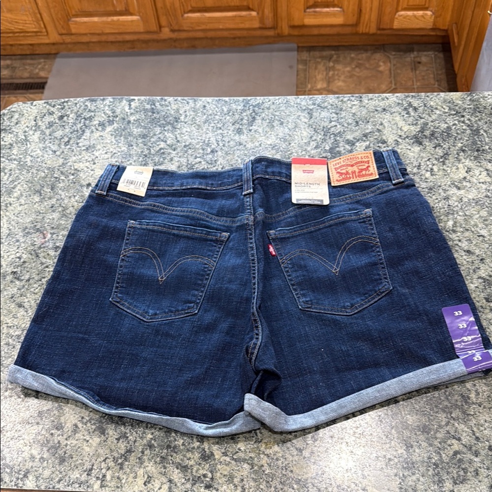 Levi's Women's Mid-Length Shorts